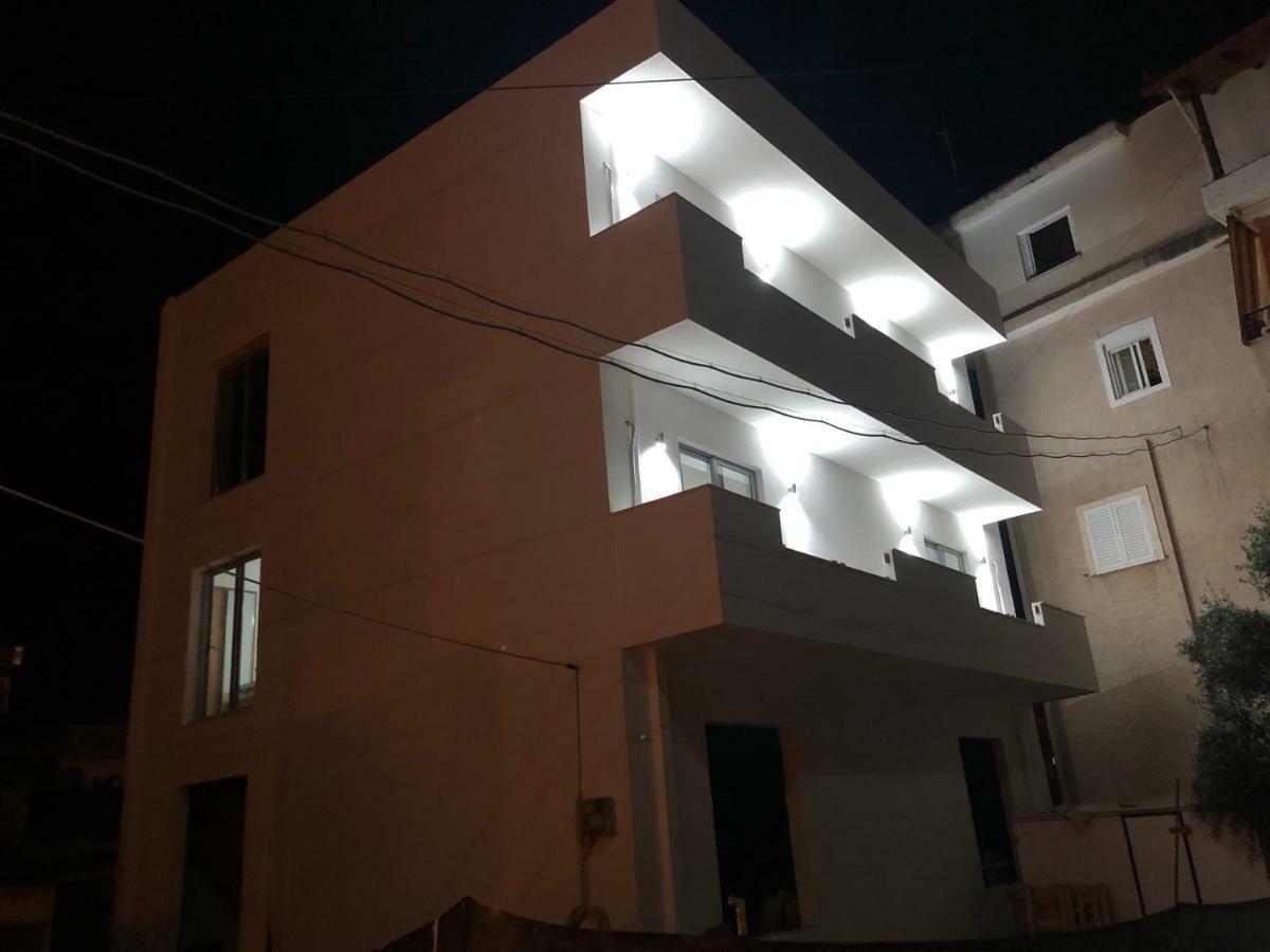 Hill'S Residence Sarandë Exteriér fotografie